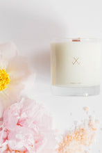 Load image into Gallery viewer, Simply Curated Simple Candle | Peony &amp; Salt