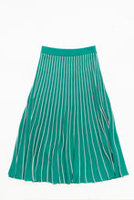 Load image into Gallery viewer, Yuri Pleated Skirt