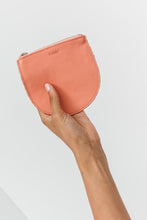 Load image into Gallery viewer, U Leather Pouch