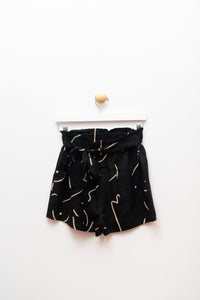 Babbit Shorts | Black Contour Print